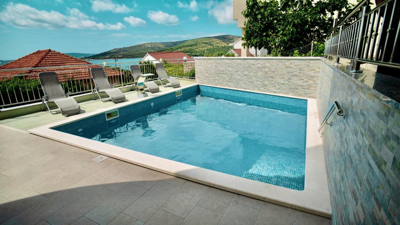 Trogir-Luxury Villa Sapphirus Seget Vranjica Exteriér fotografie