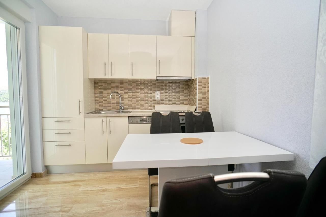 Trogir-Luxury Villa Sapphirus Seget Vranjica Exteriér fotografie